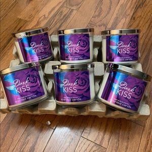 Bath & body works 3-wick candle “dark kiss”